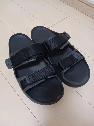 블랙 스포츠 샌들 벨크로