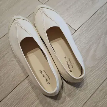 24cm 문스타 슬립온