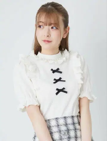 [ 선착순 ] Ank Rouge 3개 리본 TOPS 화이트