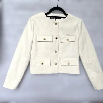 [ 완판템 ] ZARA 노카라 자켓 크롭 블레이저 골드 버튼 XS