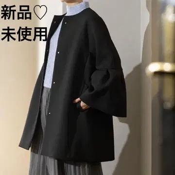 미사용 새상품 오파크 클립 플레어 슬리브 미들 코트 블랙 M