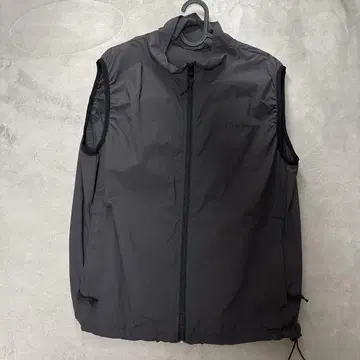 Creek 블랙 나일론 베스트 M
