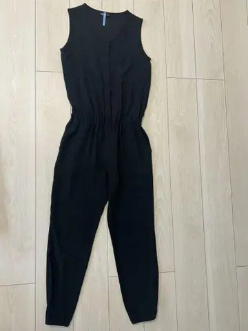 plage 블랙 슬리브리스 올인원