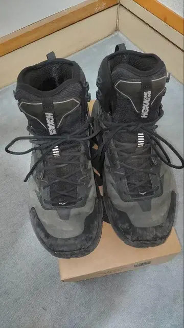 HOKA ONE ONE KAHA GTX 호카오네오네 카하 26