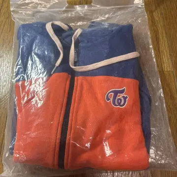 twice hoodie zip up 할로윈 후드티 Halloween