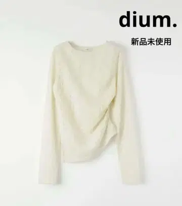 새상품 dium. Gather Knit Like Jacquard Tops