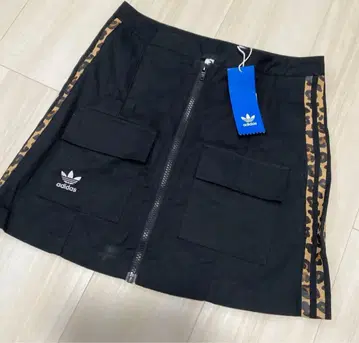 adidas 레오파드 무늬 미니 스커트 GT5225 사이즈 S 59-63
