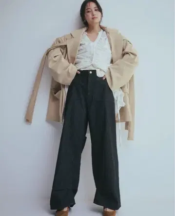 Andequal BACK SLIT CURVE DENIM PANTS