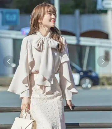 앤드쉐림 블라우스