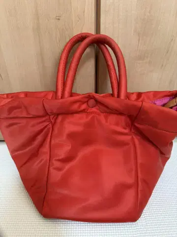 빨간색 나일론 숄더백 russet