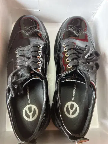 THE WISHBONE Collection 여성용 로퍼