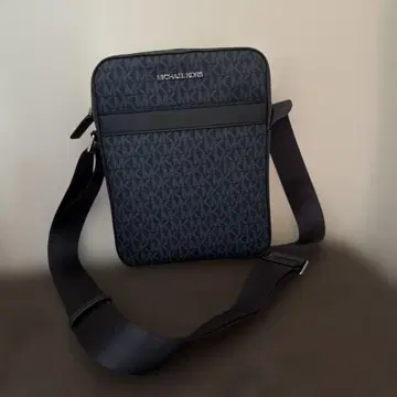 MICHAEL KORS 백