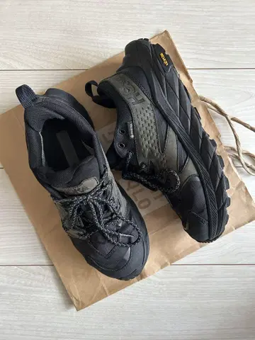 호카오네오네 아나카파 로우 ANACAPA LOW