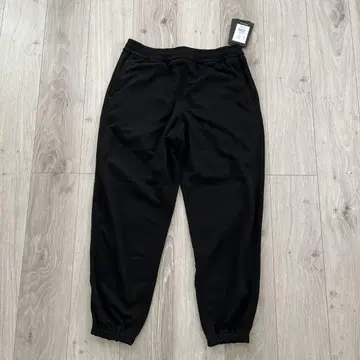택 포함 다이와 피어 39 스웨트 팬츠 sizeM 블랙