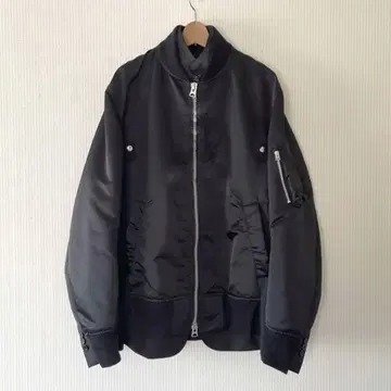 sacai MA-1 봄버 자켓 절개 구축 블루종 사카이