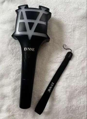 EVNNE 응원봉 상자 없음