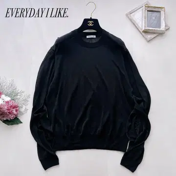 새상품급 2024 두지엠 클라세 SHEER SLIT SLEEVE 니트