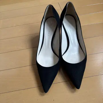 NINA RICCI 블랙 하이힐 37