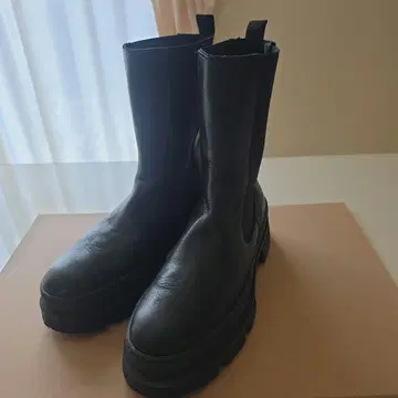 스티브 마덴 사이드 고어 부츠 천연 가죽 트랙 밑창 26cm 블랙