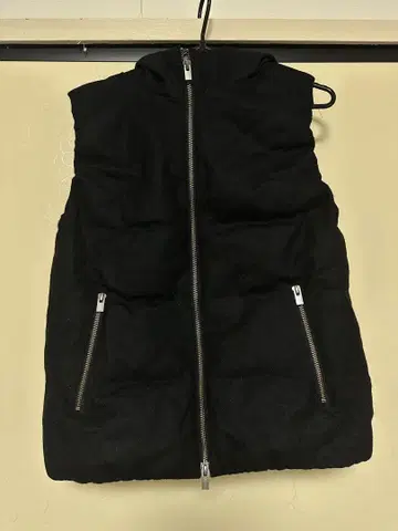 테리 럭스 블랙 다운 베스트