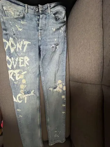 ZARA 페인트 가공 스키니 데님