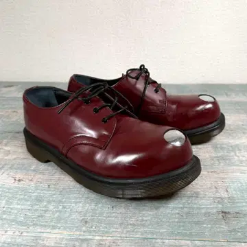 새상품급 Dr.Martens 명작 스틸토 UK4 체리 레드