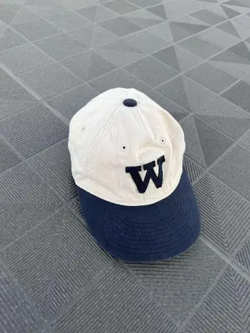 WHATSUP W 자수 야구 모자