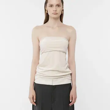 GaJess Maria Bare Top