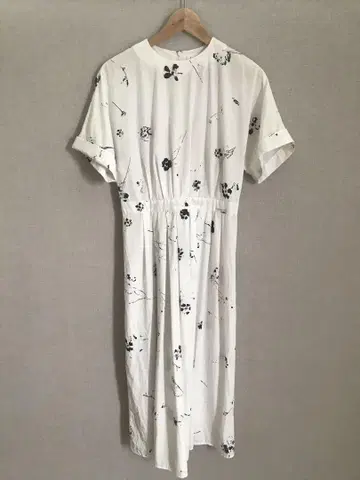 Yuni 유니 목화 꽃무늬 반팔 원피스