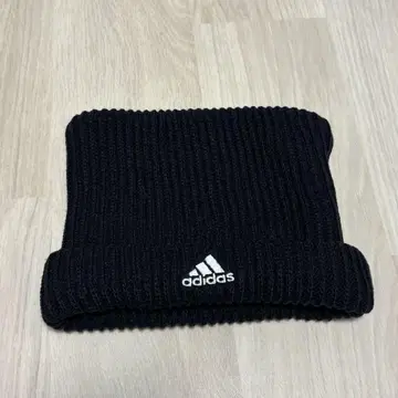 고양이 귀 니트 모자 adidas