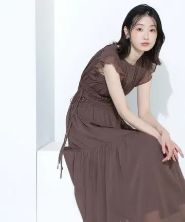 완판템 내추럴 뷰티 베이직 양류 사이드 리본 원피스 차콜