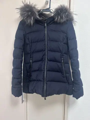 TATRAS 네이비 다운 자켓 후드 부착