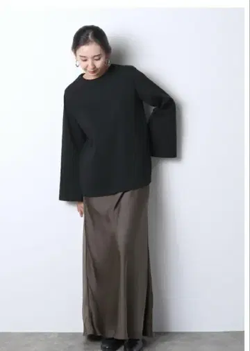 미리 meri 내로우 스커트 새틴 다크 그레이