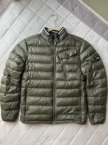 G-STAR RAW 다운 자켓 (카키)