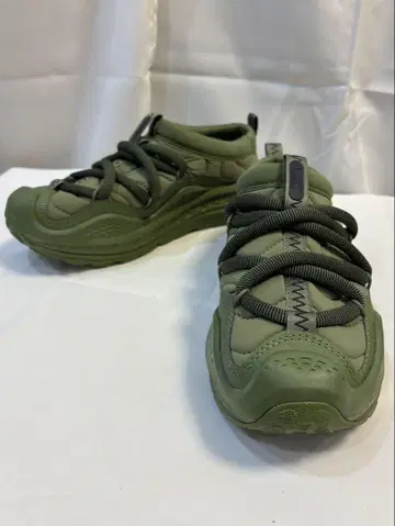 [새상품급] HOKA ONE ONE ORA PRIMO 27.5cm