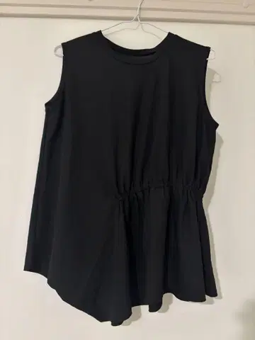 AZUL by Moussy 마우지 슬리브리스 튜닉 Black