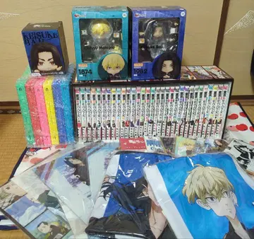 도쿄 리벤저스 전권 DVD와 굿즈