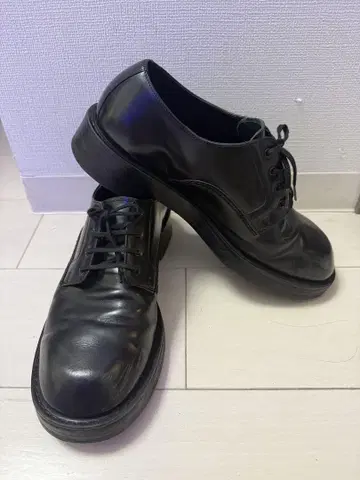 ZARA 블랙 가죽 레이스업 슈즈 통굽