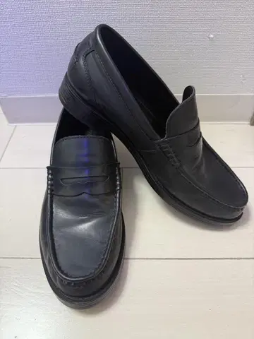 ZARA 블랙 로퍼