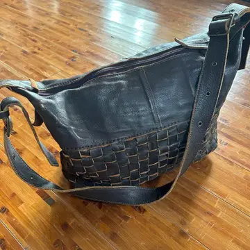 천연 가죽 숄더백 (검색: 맥코이즈 에비수 버즈릭슨 루치잔)