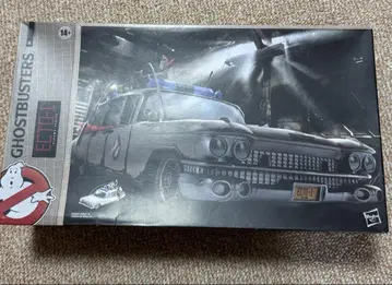 Ghostbusters Plasma Series Ecto-1 1/18