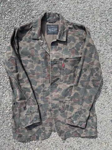 Levi Strauss & Co. 카모플라쥬 밀리터리 자켓 M