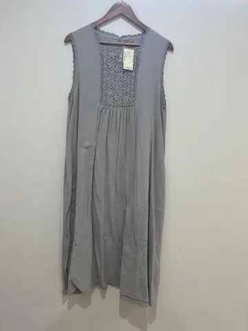 가슴 레이스 민소매 원피스