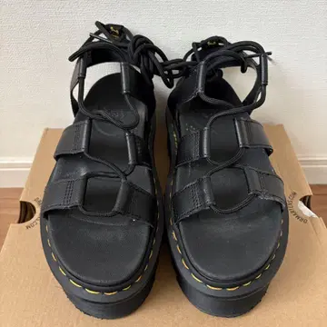 당일 발송 닥터마틴 샌들 Nartilla XL 24cm