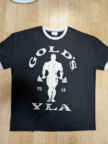 YONGLA x GOLD'S GYM 바디빌더 T셔츠