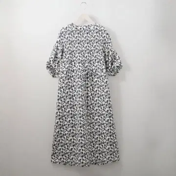 단색 플라워 프린트 원피스 S 사이즈 N플러스
