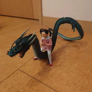 엑스플러스 카이류와 소녀 상자 없음