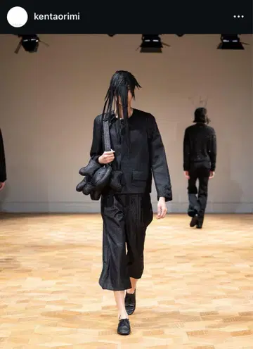 ORIMI 25ss 크롭 슬랙스