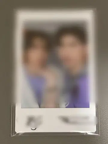 DMD ThomasKong 폴라로이드 당선품 사인