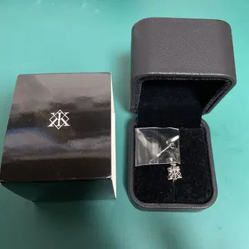 카와무라 카즈마 귀찌 귀걸이